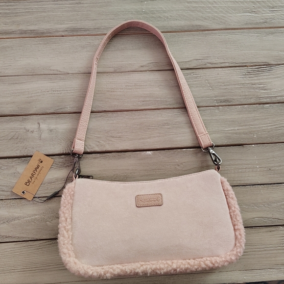 NWT Bearpaw Pink Faux Suede Shoulder Bag With Shearling Trim 🧸🐻 - Picture 3 of 8